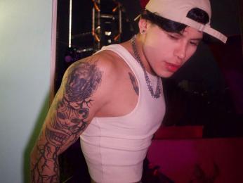 NickThunder webcam model stream image