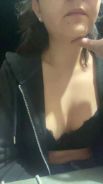 Riobe webcam model stream image