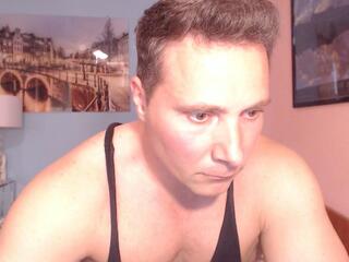Hunky Muscle webcam flirt4free model stream image