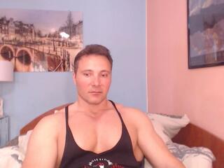 Hunky Muscle webcam flirt4free model stream image