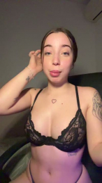 luzilu69hot webcam model stream image