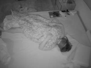 voyeurcam-julmodels-whitebed-3 webcam model stream image