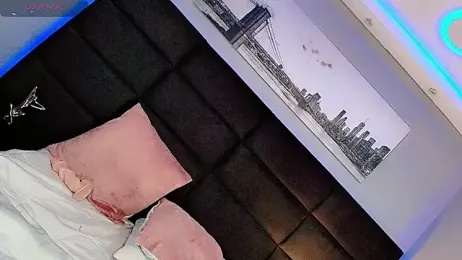 Baby-Isa webcam model stream image