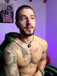 Valentino_Xander webcam model stream image