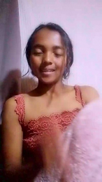 Elisah7 webcam model stream image