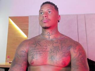 Joseph King webcam model stream image