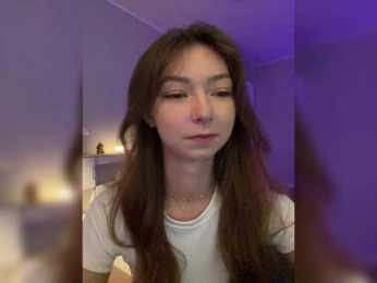 ShyAlya webcam model stream image