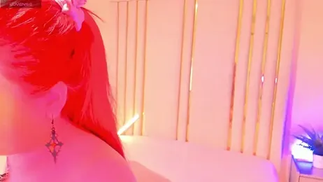 Saekohofman webcam stripchat model stream image