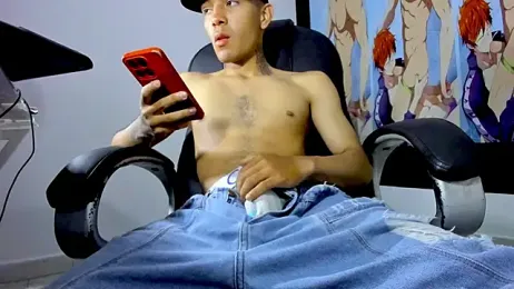 Hunteer_Boy webcam stripchat model stream image