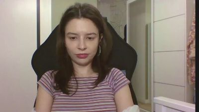 LariceSweetgirl webcam cam4 model stream image