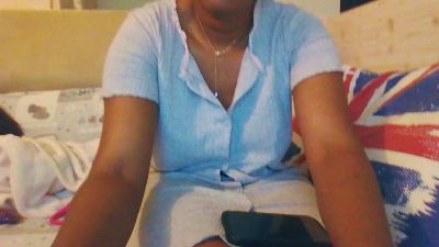 merychloe webcam model stream image