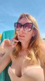 Victoria356 webcam model stream image