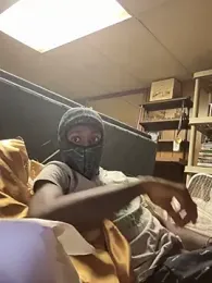 ProveYourLoyalty webcam model stream image