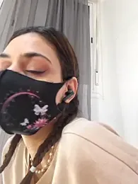 Assil_lil_girle webcam stripchat model stream image