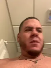 kev0n2389 webcam model stream image