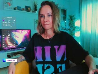 AlwaysOnHoliday webcam model stream image
