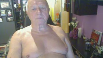 romwien webcam model stream image