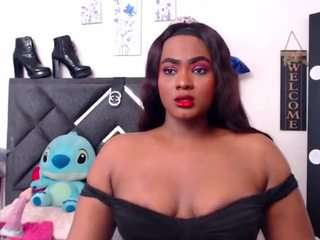 natasha-dourr webcam camsoda model stream image