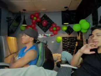 mr_mois webcam model stream image