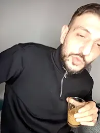 Red_dewilll webcam stripchat model stream image