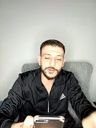 Red_dewilll webcam model stream image