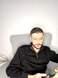 Red_dewilll webcam model stream image