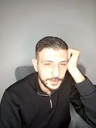 Red_dewilll webcam model stream image