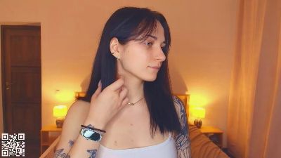 FannyDrewett webcam model stream image