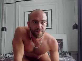 strong_arni webcam chaturbate model stream image