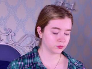 Kira Fors webcam model stream image