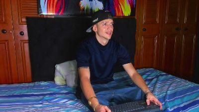 Dimitri_Higth webcam model stream image