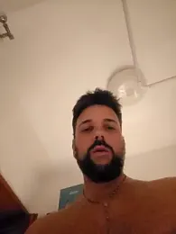 SexyItalian10 webcam model stream image