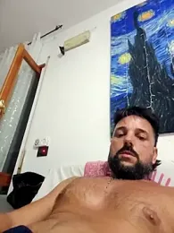 SexyItalian10 webcam model stream image
