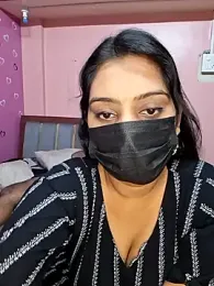 Hornyreshma webcam model stream image