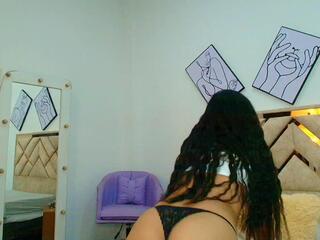 Evangeline Hills webcam model stream image