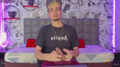 markrealcum webcam model stream image