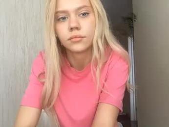 kristifelicien webcam model stream image