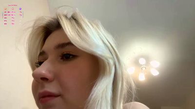 EditaHane webcam model stream image
