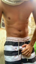 Jhonyghd webcam cam4 model stream image