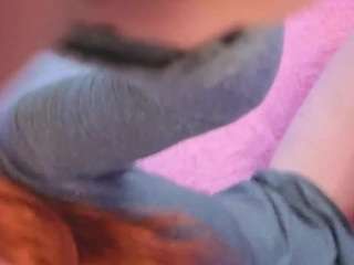 emili-hols webcam model stream image