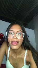 tina_hotpee webcam model stream image