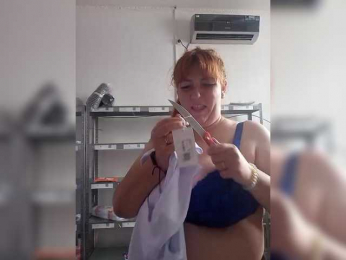 MiaLovely webcam model stream image