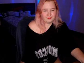 plushydevil webcam model stream image