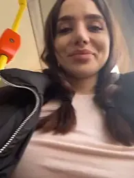 shuggybaby webcam model stream image