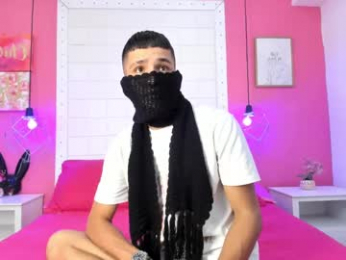roxy_x_lucas webcam chaturbate model stream image