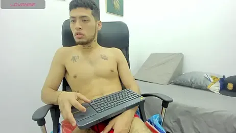 Beck_Wood webcam model stream image