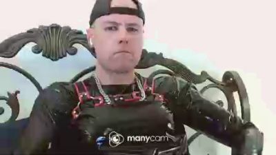 musclepig666 webcam model stream image