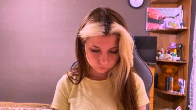 KristenHorwood webcam model stream image
