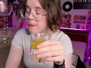 meganblewett webcam model stream image
