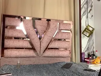 Antonella_And_Thiago webcam model stream image